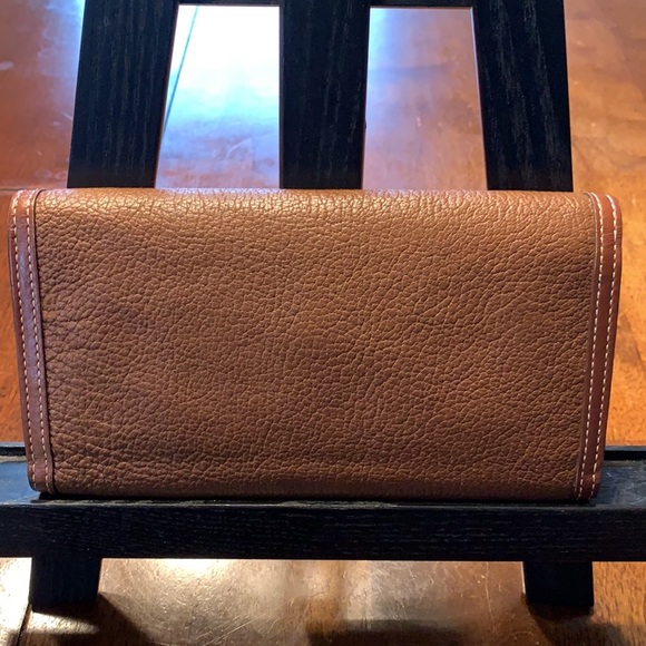 🤎💋Gorgeous LV Suhali International Wallet🤎💋 - Picture 9 of 10